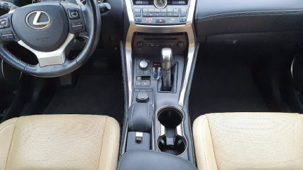 Zdjęcie przedmiotu: Lexus NX200T Comfort AWD