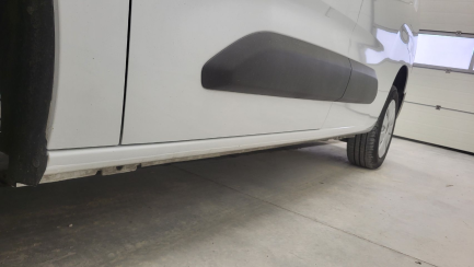 Zdjęcie przedmiotu: Opel Combo Basic E Cargo