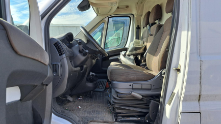Zdjęcie przedmiotu: Peugeot BOXER 435 2.2 BlueHDi E6.2 3.5t L3H3 Pro