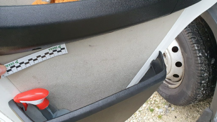 Zdjęcie przedmiotu: PEUGEOT/APD LUBOS BOXER/AL 435 BlueHDi Euro 6 1997ccm - 163HP 3,5t 16-19