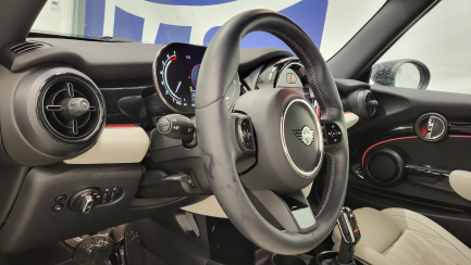 Zdjęcie przedmiotu: Mini Cooper S Classic Trim sport-aut