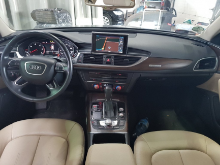 Zdjęcie przedmiotu: Audi A6