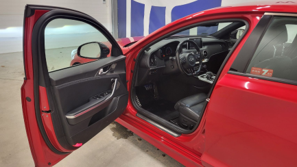 Zdjęcie przedmiotu: Kia Stinger 2.0 T-GDI GT Line