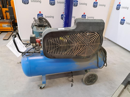 Zdjęcie przedmiotu: Workshop equipment set