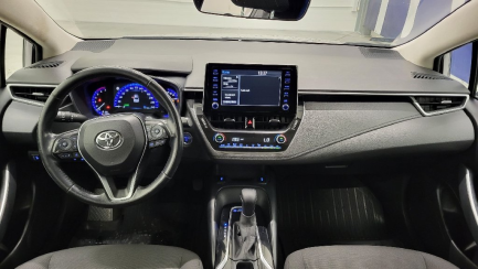 Zdjęcie przedmiotu: Toyota Corolla sedan 1.8 Hybrid Comfort