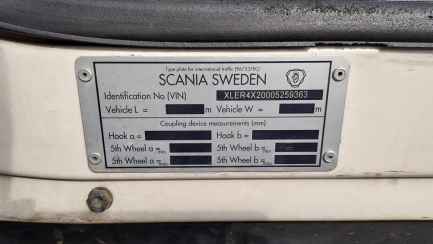 Zdjęcie przedmiotu: SCANIA R380 E5 19.0t LA 4x2MNA Top.