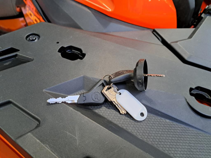 Zdjęcie przedmiotu: CFMOTO C Force 1000