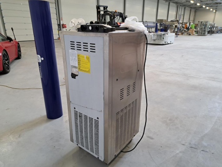 Zdjęcie przedmiotu: RESTO QUALITY RQ 369 CRE Італійська машина для виробництва морозива