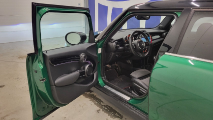 Zdjęcie przedmiotu: Mini Cooper Classic Trim aut