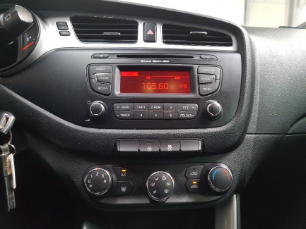 Zdjęcie przedmiotu: Kia Cee'd 1.6 CRDi M