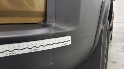 Zdjęcie przedmiotu: Toyota Land Cruiser 2.8 D-4D Executive aut