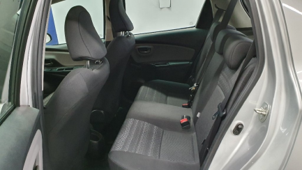 Zdjęcie przedmiotu: Toyota Yaris Hatchback