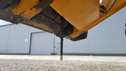 Zdjęcie przedmiotu: Екскаватор-навантажувач JCB 4CX