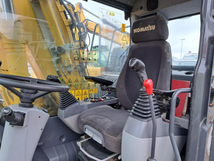 Zdjęcie przedmiotu: KOMATSU PW160-11 wheeled excavator