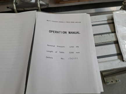 Zdjęcie przedmiotu: Hydraulic press brake ZENITH WC67Y 125x3200