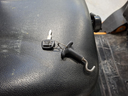 Zdjęcie przedmiotu: W&oacute;zek widłowy HANGCHA CPQD25N-RW22-Y