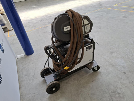 Zdjęcie przedmiotu: EWM Taurus 405 Steel Synergic S inverter welding machine