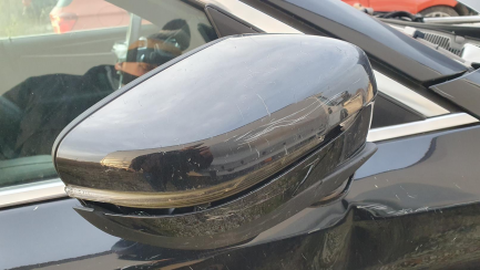 Zdjęcie przedmiotu: BMW, Seria 5 [G30/F90] 16-20, 525d Sport Line sport-aut