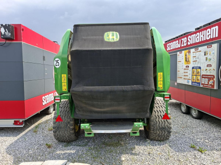 Zdjęcie przedmiotu: Прес-підбирач JOHN DEERE V451HR