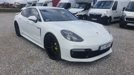 Zdjęcie przedmiotu: Porsche Panamera Turbo S e-Hybrid