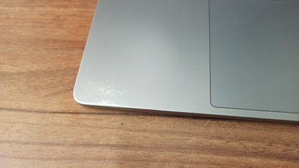 Zdjęcie przedmiotu: Apple MacBook Pro 15 "Portable Computer Touch Bar 3.1GHz quad-core i7, 1TB SSD, 16GB, Radeon Pro 560 4GB - Space gray MPTT2ZE / A / P1 / D1