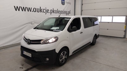 Zdjęcie przedmiotu: Toyota ProAce Verso 2.0 CRD Long Combi 