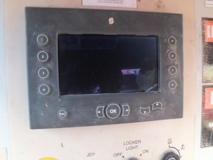 Zdjęcie przedmiotu: SANDVIK QJ341 self-propelled jaw crusher