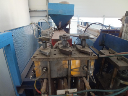 Zdjęcie przedmiotu: GENERAL PLASTICS GB-P50T GB-P50T pneumatic bottler