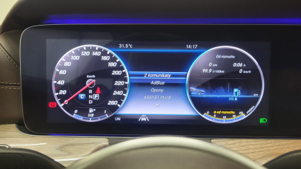Zdjęcie przedmiotu: Mercedes-benz E 220 d Coupe 4-Matic 9G-TRONIC