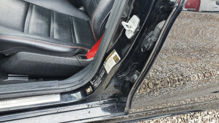 Zdjęcie przedmiotu: Mercedes-benz CLS550 sedan