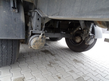 Zdjęcie przedmiotu: ZASŁAW D-651A platform semitrailer