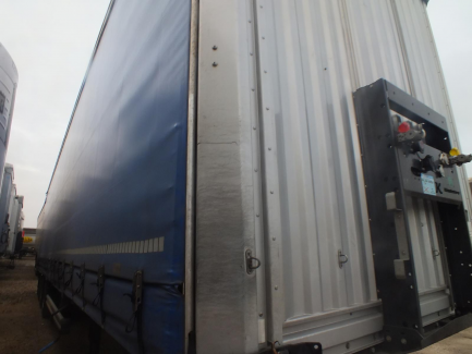 Zdjęcie przedmiotu: AUKCJA DNIA Naczepa kurtynowa MEGA KASSBOHRER MEGA ME