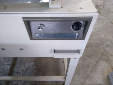 Zdjęcie przedmiotu: BIO-SYSTEM G52H hydraulic cutter