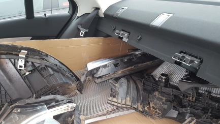 Zdjęcie przedmiotu: Mercedes-benz C 180 9G-TRONIC