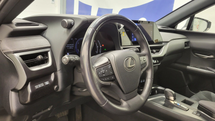 Zdjęcie przedmiotu: Lexus UX 300h Elegance