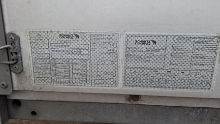 Zdjęcie przedmiotu: SCHMITZ SCS 24 13.62 EB Varios 35.0t Dowód rejestracyjny zatrzymany elektronicznie