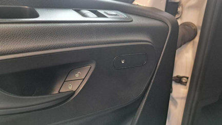 Zdjęcie przedmiotu: Mercedes-benz eSprinter 3.5t Pro 81kWh
