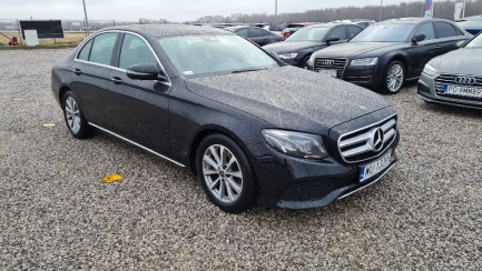 Zdjęcie przedmiotu: Mercedes-benz E 220d 9G-TRONIC