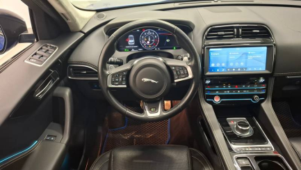 Zdjęcie przedmiotu: Jaguar F-Pace 2.0 R-Sport