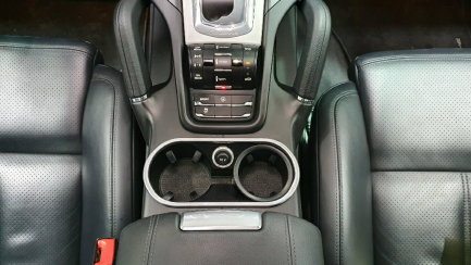 Zdjęcie przedmiotu: Porsche Cayenne Platinum Edition