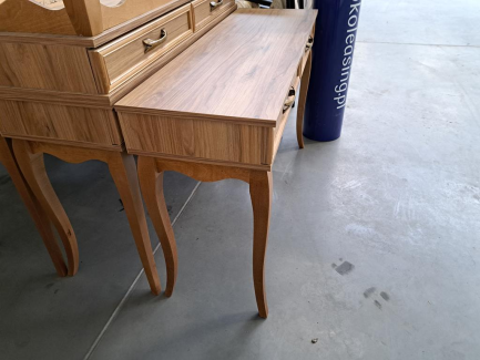 Zdjęcie przedmiotu: Dressing table with drawers &ndash; 14 pcs