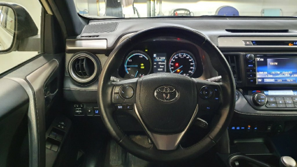Zdjęcie przedmiotu: Toyota Rav4 Hybrid Prestige 4x4