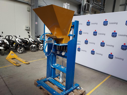 Zdjęcie przedmiotu: Pneumatic press for HEGAM PP-200 candle inserts