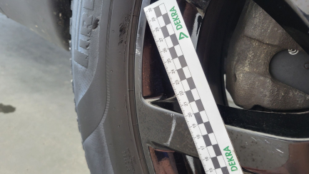 Zdjęcie przedmiotu: LAND ROVER Discovery V 2.0 SD4 HSE