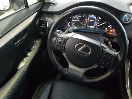 Zdjęcie przedmiotu: Lexus NX200T Comfort AWD