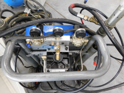 Zdjęcie przedmiotu: A set for spraying and polyurethane injection