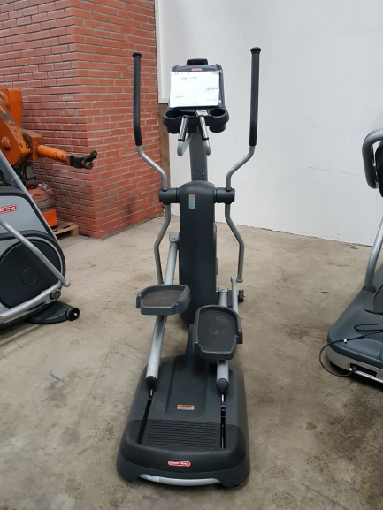Zdjęcie przedmiotu: STAR TRAC sports equipment set 1x TREADMILL + 3x ORBITREK