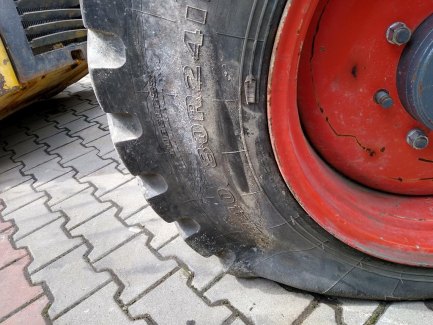 Zdjęcie przedmiotu: CLAAS 415 415-01 / 6030 Scorpion telescopic loader