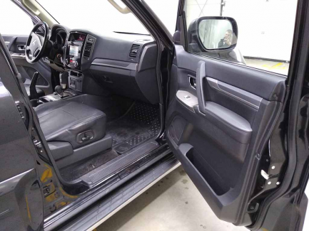 Zdjęcie przedmiotu: Mitsubishi Pajero 3.2 DI-D DPF Instyle 4WD AT