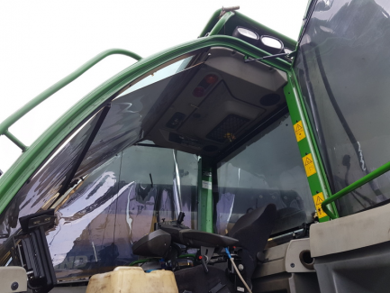 Zdjęcie przedmiotu: Harvester John Deere 770D